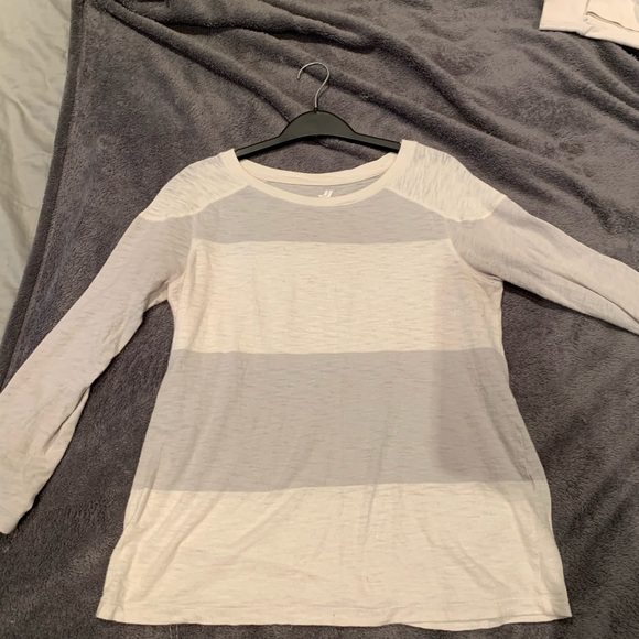 White & Light Grey Striped 3/4 Sleeve Shirt - Picture 6 of 7